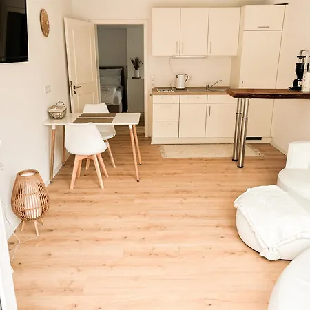 Froehlich Apartment